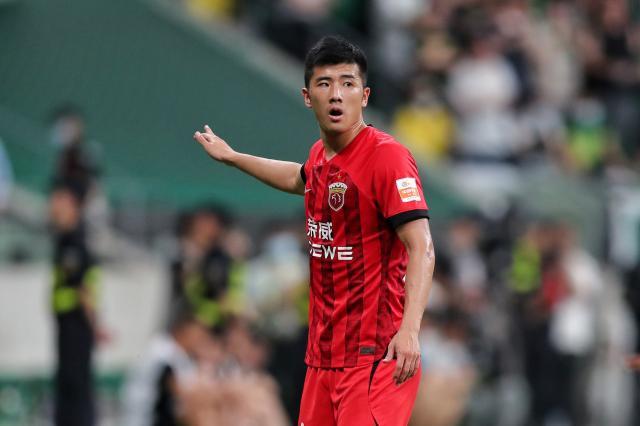 九游娱乐中心-李圣龙3场2球中锋顺位力压平科：今后还要更自信些